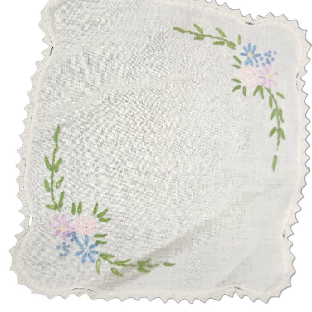 VTG SMALL TABLE RUNNER EMBROIDERED DRESSER SCARF ESTATE NEEDLEPOINT FLORAL